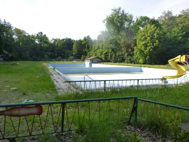 stav koupaliště v červnu 2016, bazény - foto J. Rydlo